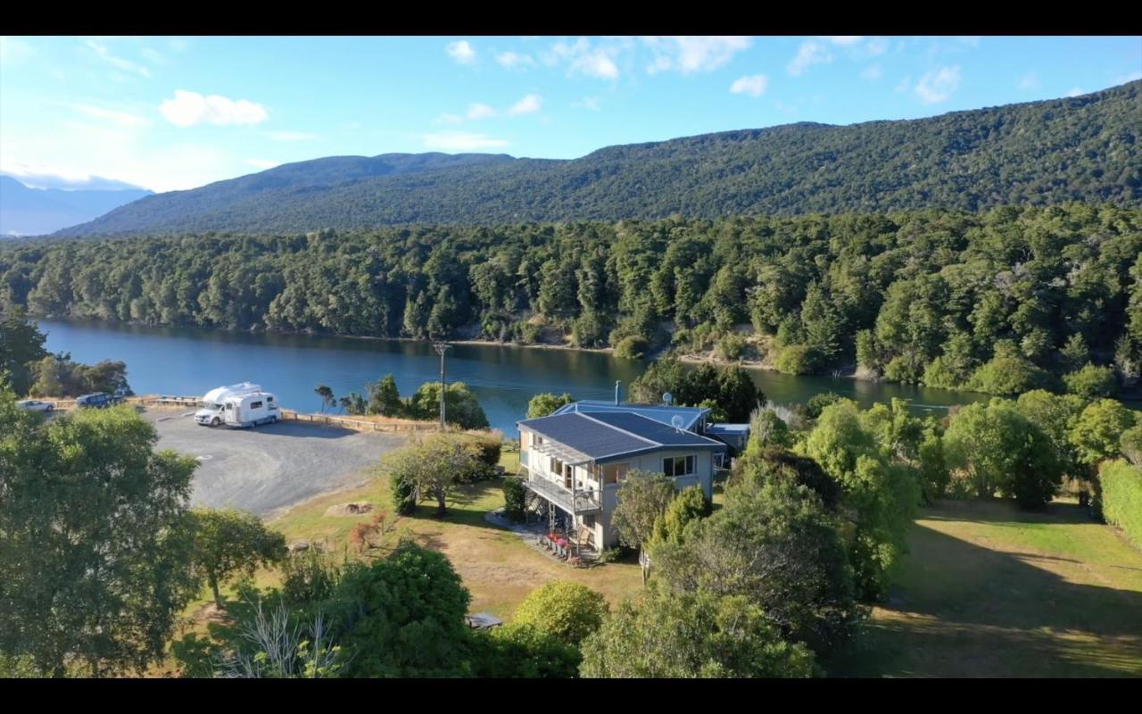 Glendale River View Manapouri Exteriör bild